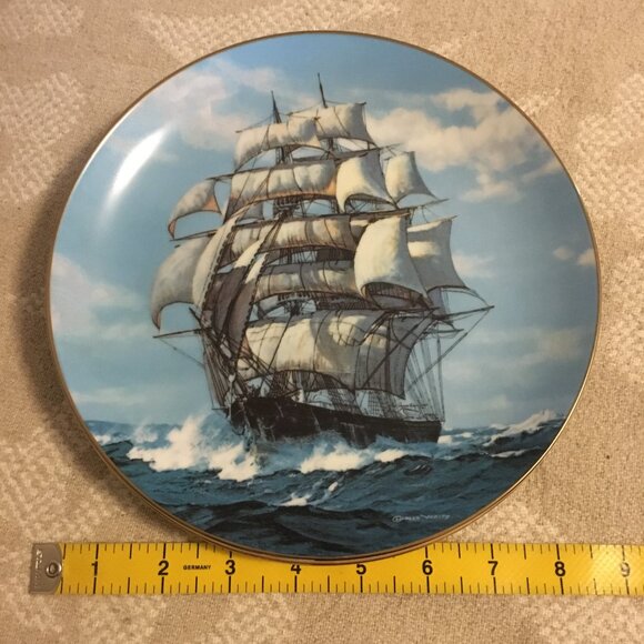 The Golden Age of the Clipper Ship 'The Twilight Under Full Sail' Plate - Picture 7 of 7